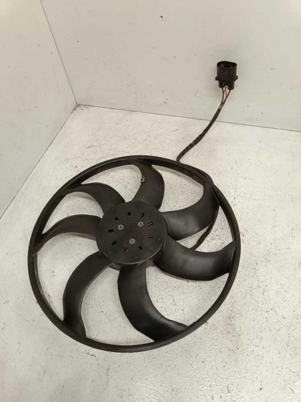 VENTILATEUR DE RADIATEUR VW/AUDI/SEAT/SKODA/CUPRA - Vue 1